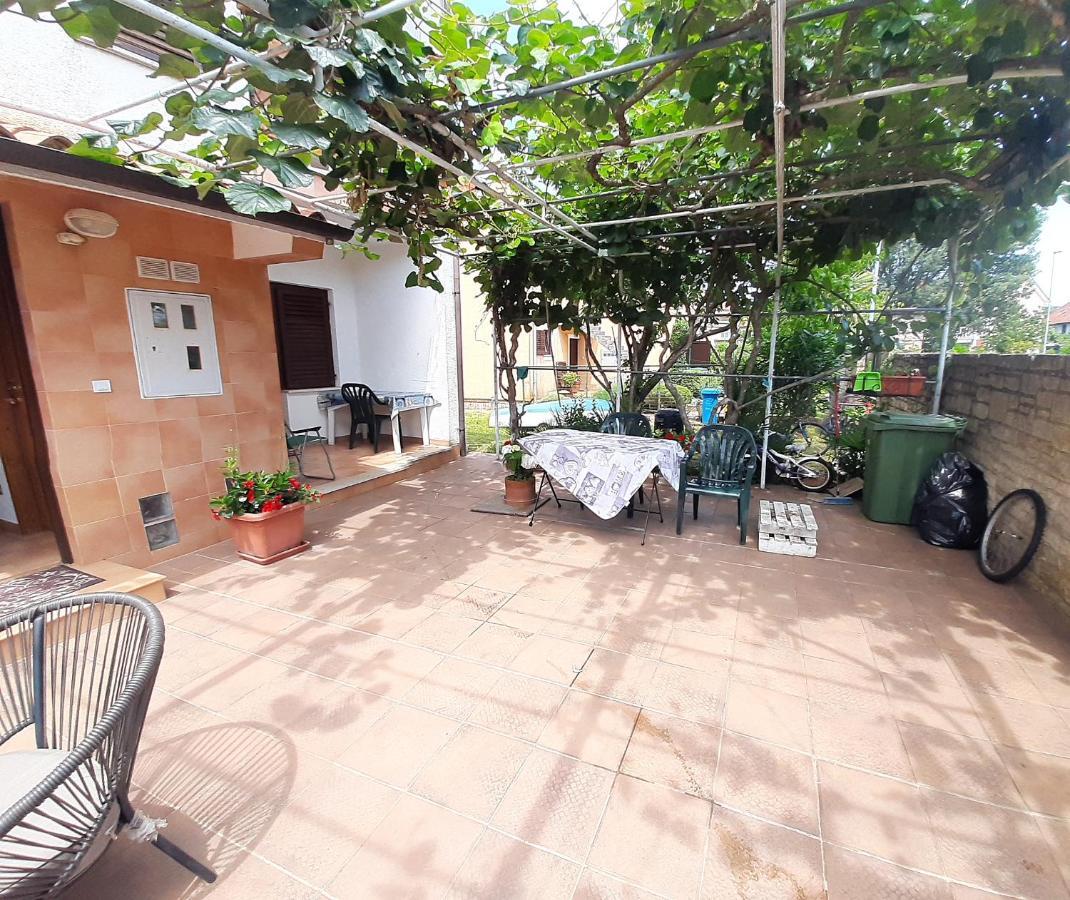 Apartments Eva زامبراتيجا المظهر الخارجي الصورة